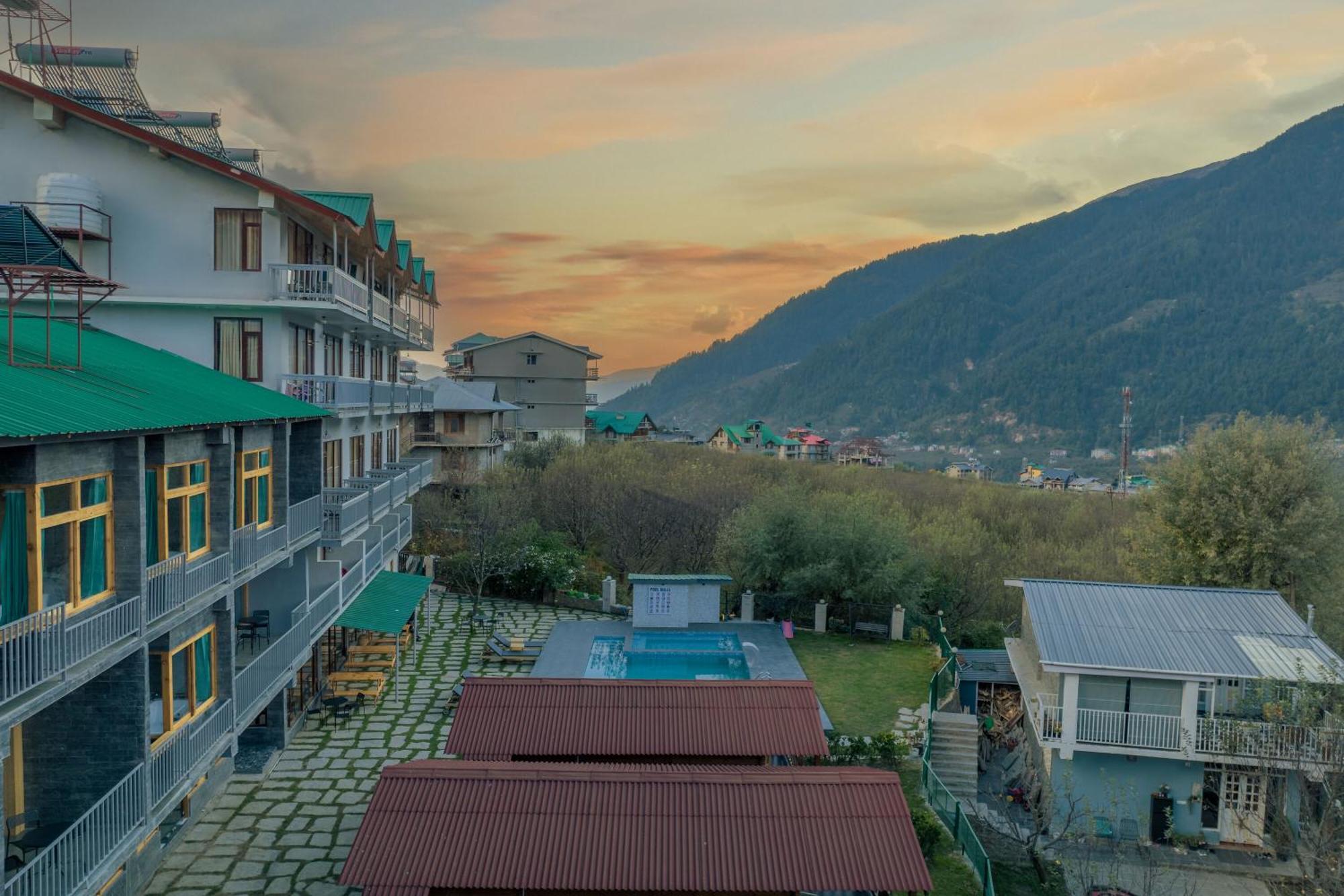 Hotel Echor Himalayan Heights Manali Exterior foto
