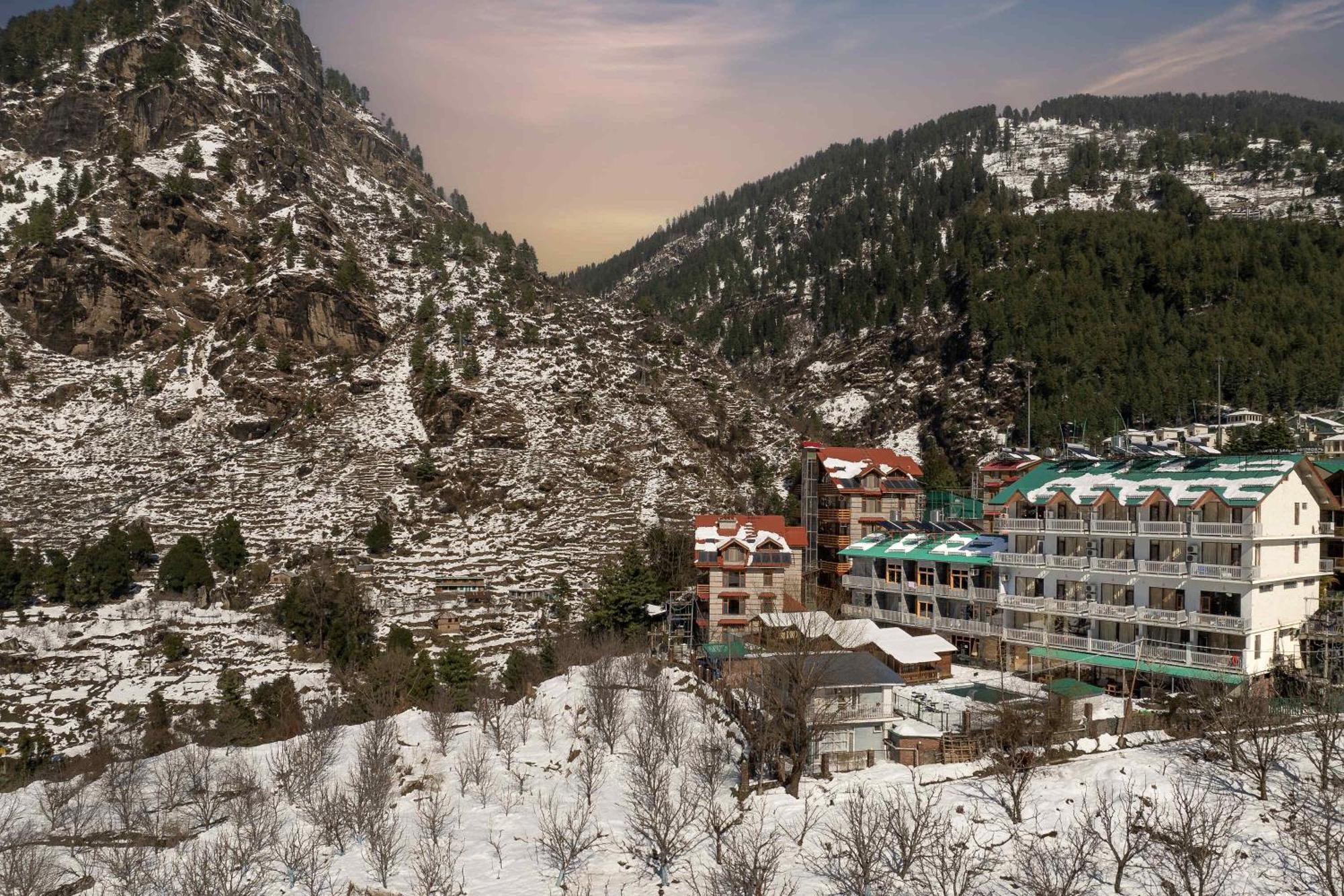 Hotel Echor Himalayan Heights Manali Exterior foto